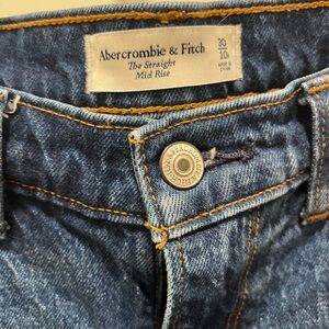 Abercrombie and Fitch Straight Leg Jean - 30/10
